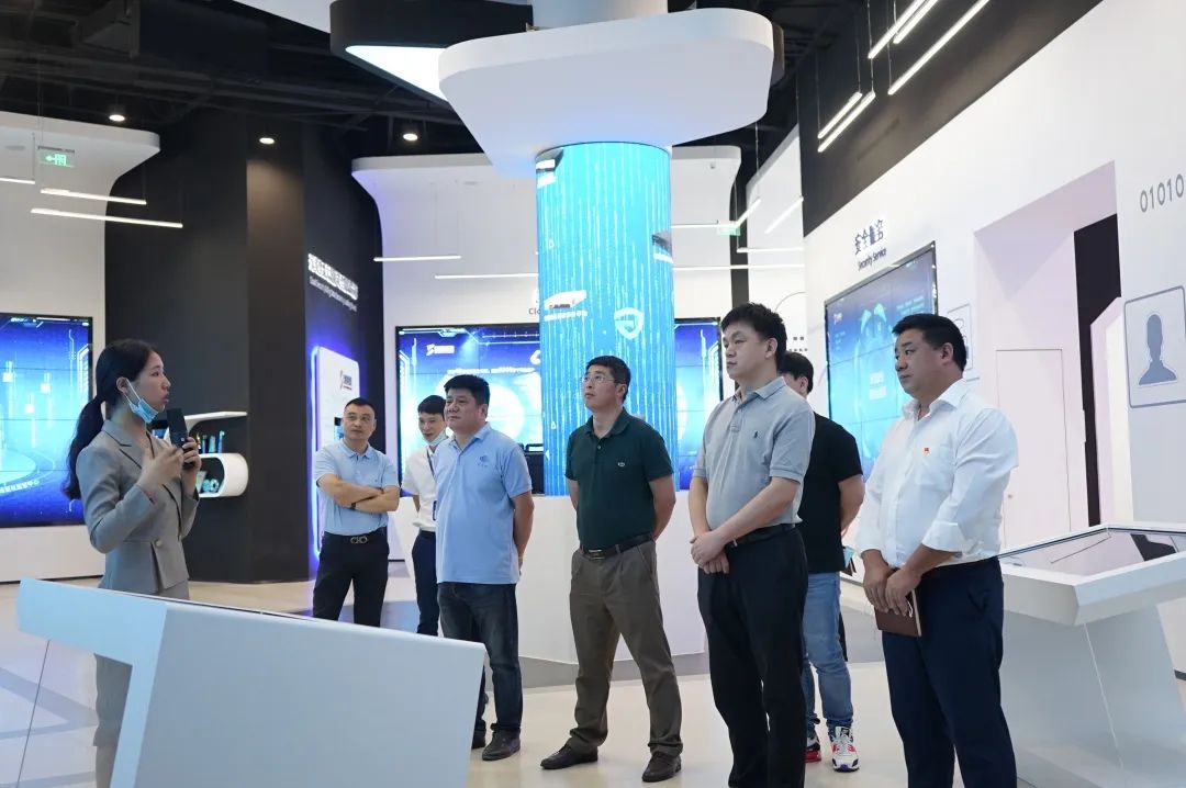 安恒信息和数源科技建立战略合作